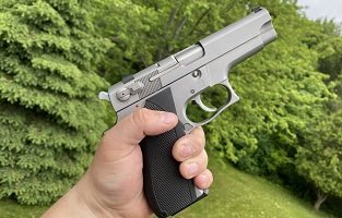 The perfect Smith and Wesson 5906 for sale in Florida
